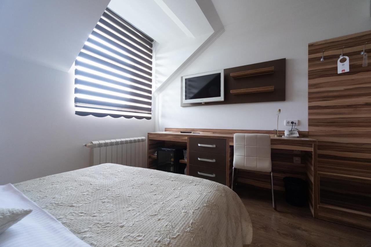 Garni Hotel Royal Crown Subotica Zewnętrze zdjęcie